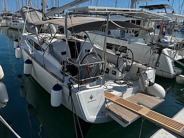 Sun Odyssey 349