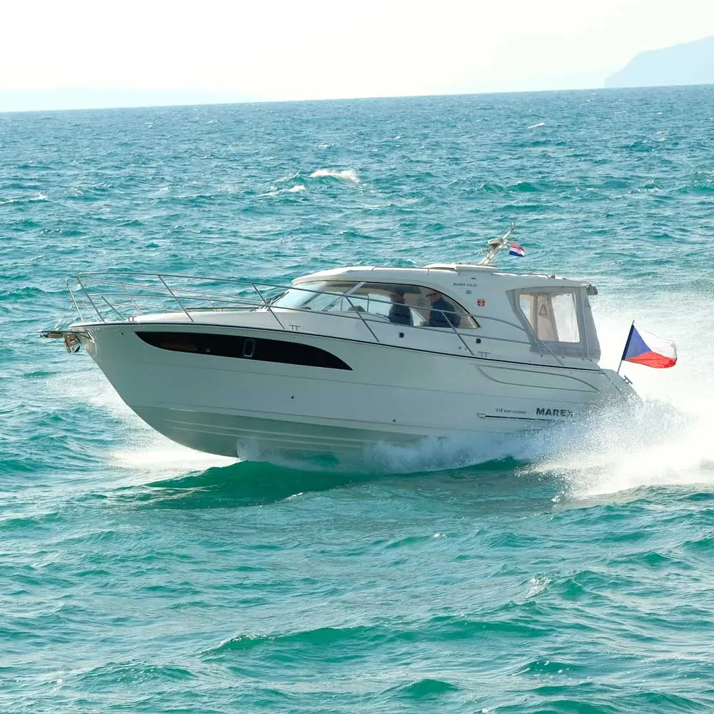 Yacht